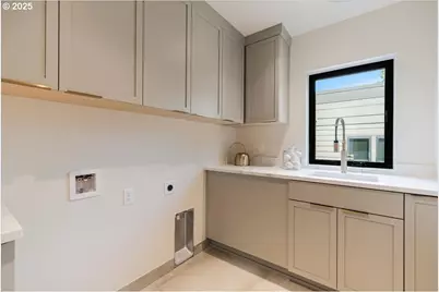 990 Lund St, Lake Oswego, OR 97034 - Photo 38