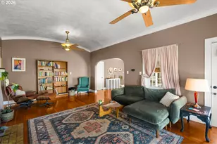 305 E Clarendon St, Gladstone, OR 97027 - Photo 12