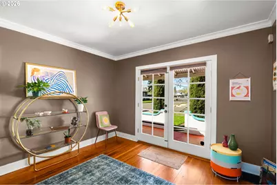 305 E Clarendon St, Gladstone, OR 97027 - Photo 6