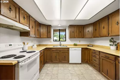 21326 SW Makah Ct, Tualatin, OR 97062 - Photo 12