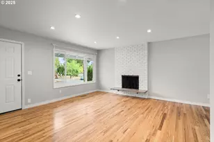 12530 SW Brookside Ave, Portland, OR 97223 - Photo 4