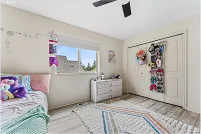 9385 SE Hamilton Ln, Happy Valley, OR 97086 - Photo 24