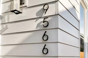 9566 N Buchanan Ave, Portland, OR 97203 - Photo 2