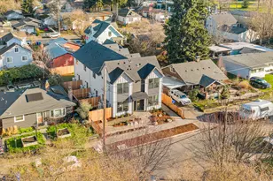 9566 N Buchanan Ave, Portland, OR 97203 - Photo 10