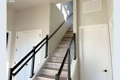 2605 E 6th St, Vancouver, WA 98661 - Photo 12