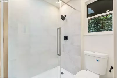 6050 Fernbrook St, Lake Oswego, OR 97035 - Photo 28