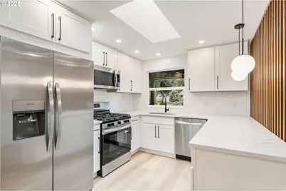 6050 Fernbrook St, Lake Oswego, OR 97035 - Photo 10