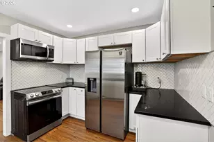 155 E Rose St, Lebanon, OR 97355 - Photo 16