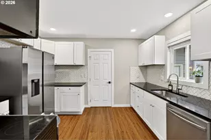 155 E Rose St, Lebanon, OR 97355 - Photo 14