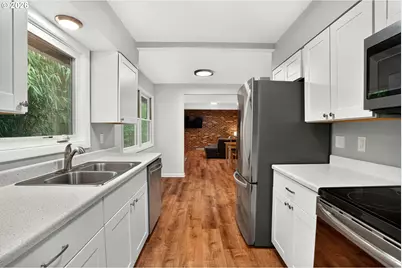 16184 Lake Forest Blvd, Lake Oswego, OR 97035 - Photo 8