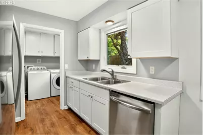 16184 Lake Forest Blvd, Lake Oswego, OR 97035 - Photo 10