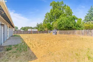 1535 W Oak St, Lebanon, OR 97355 - Photo 28