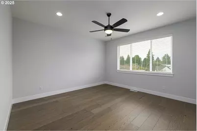 15201 SE Towers Ter, Milwaukie, OR 97267 - Photo 16