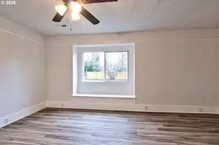 774 SE 18th St, Salem, OR 97301 - Photo 12