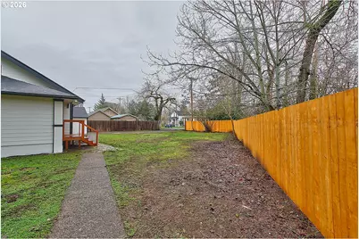 774 SE 18th St, Salem, OR 97301 - Photo 30