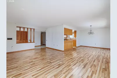 16205 SW King Charles Ave, King City, OR 97224 - Photo 8