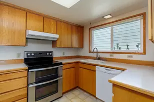 16205 SW King Charles Ave, King City, OR 97224 - Photo 12