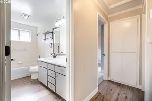 8205 SW Laurel St, Portland, OR 97225 - Photo 14