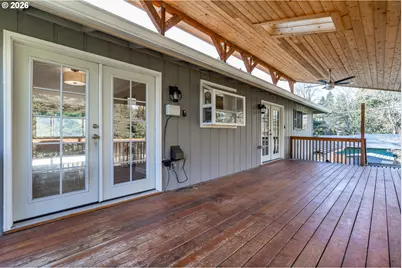 8205 SW Laurel St, Portland, OR 97225 - Photo 30