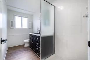 8205 SW Laurel St, Portland, OR 97225 - Photo 20