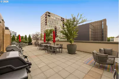 420 NW 11th Ave #915, Portland, OR 97209 - Photo 40