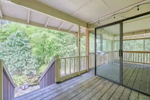 2030 SE Paloma Dr, Gresham, OR 97080 - Photo 30