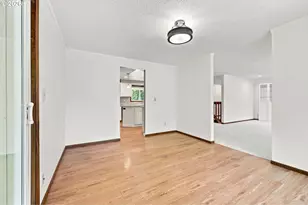 2030 SE Paloma Dr, Gresham, OR 97080 - Photo 14