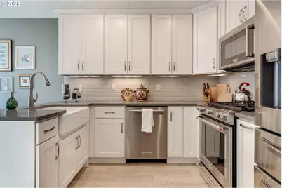 3497 Devonshire Dr, Lake Oswego, OR 97035 - Photo 10