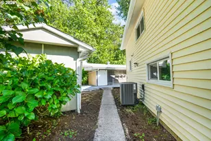 184 E Hatton Ave, Eugene, OR 97404 - Photo 36