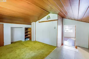 184 E Hatton Ave, Eugene, OR 97404 - Photo 28