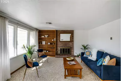 184 E Hatton Ave, Eugene, OR 97404 - Photo 4