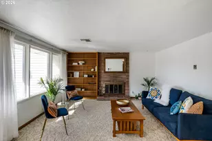 184 E Hatton Ave, Eugene, OR 97404 - Photo 4