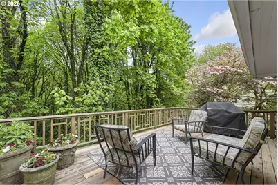 5321 SW Menefee Dr, Portland, OR 97239 - Photo 32