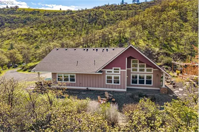 6530 Wells Rd, The Dalles, OR 97058 - Photo 2