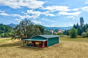 2929 Little River Rd, Glide, OR 97443 - Photo 12