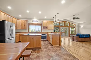 72817 Palmer Junction Rd, Elgin, OR 97827 - Photo 2