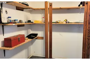 955 NE Mill St, Waldport, OR 97394 - Photo 18