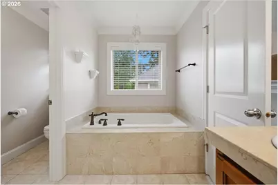 12647 SW 21st Ct, Lake Oswego, OR 97035 - Photo 22