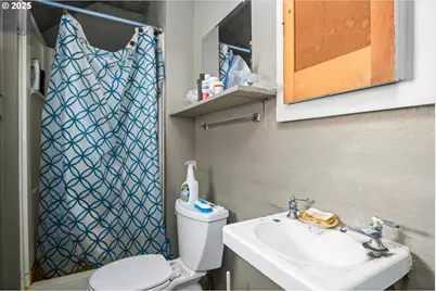 490 W 4th Ave, Eugene, OR 97401 - Photo 12