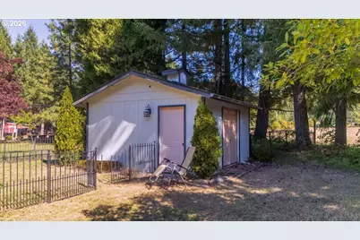 1121 Yeust Rd, Azalea, OR 97410 - Photo 36