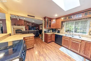 1121 Yeust Rd, Azalea, OR 97410 - Photo 6