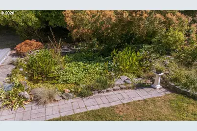 1121 Yeust Rd, Azalea, OR 97410 - Photo 28