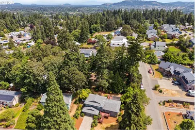 14808 SE Garland Ln, Milwaukie, OR 97267 - Photo 28