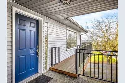 397 Juniper St, Kalama, WA 98625 - Photo 2