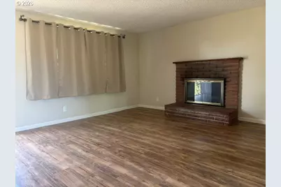 3636 Virginia Ave, Springfield, OR 97478 - Photo 4