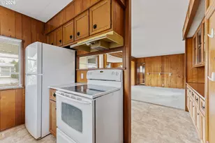 2681 SE River Rd, Hillsboro, OR 97123 - Photo 10