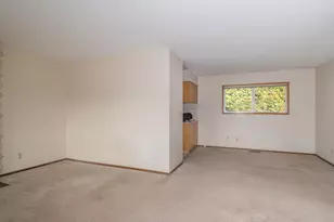 17005 SE Alder St, Portland, OR 97233 - Photo 8