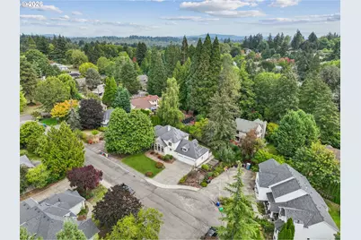 12504 Shelby Ct, Lake Oswego, OR 97035 - Photo 44
