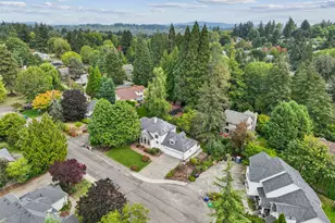 12504 Shelby Ct, Lake Oswego, OR 97035 - Photo 44