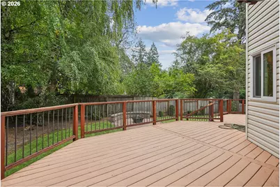 12504 Shelby Ct, Lake Oswego, OR 97035 - Photo 36